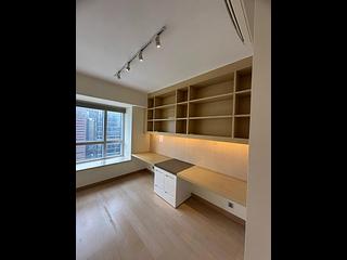 Wong Chuk Hang - Marinella Block 1 08