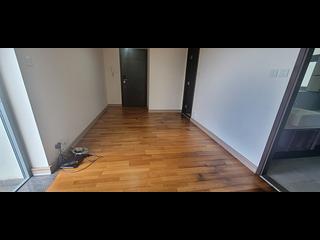Sai Wan Ho - Grand Promenade Block 1 03