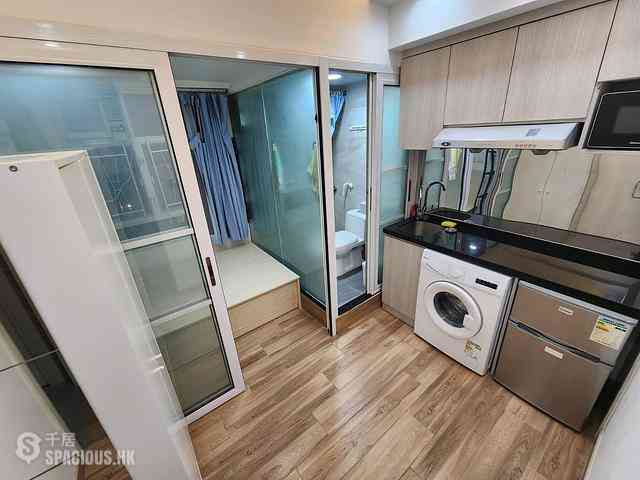 Mong Kok - Bell House 03