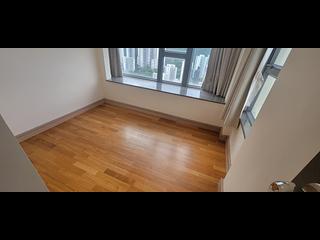 Sai Wan Ho - Grand Promenade Block 1 02