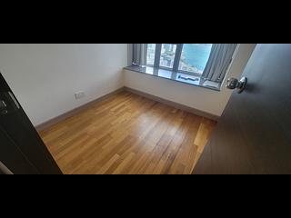 Sai Wan Ho - Grand Promenade Block 1 03