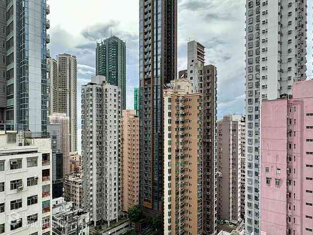 Kennedy Town - Lungga Mansion 01