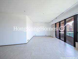 Mid Levels Central - Dynasty Court 04