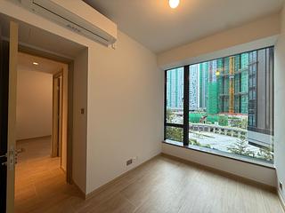 Wong Chuk Hang - The Southside Phase 4A La Montagne I Tower 2B 04