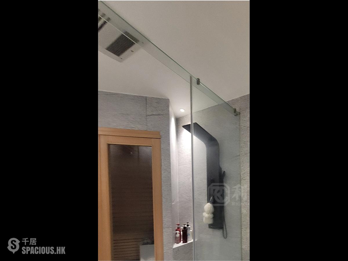 West Kowloon - Sorrento Phase 2 Block 2 01