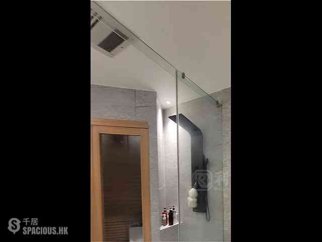 West Kowloon - Sorrento Phase 2 Block 2 01