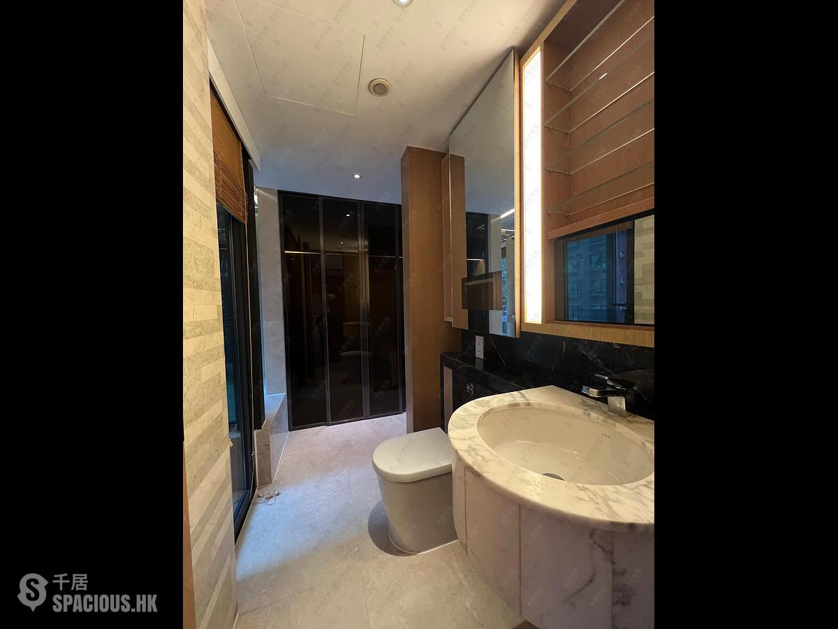 Mid Levels Central - Gramercy 01
