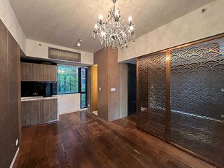 Mid Levels Central - Gramercy 09