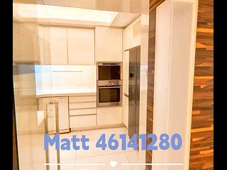 Mid Levels Central - Estoril Court 17