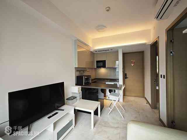 Causeway Bay - The Hemispheres 02