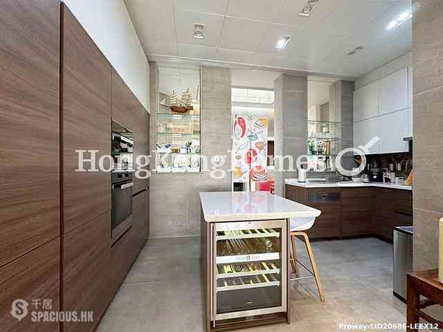 Chung Hom Kok - 33, Cape Road 12