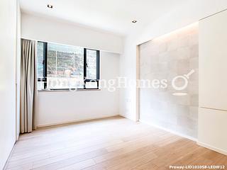 Mid Levels West - Realty Gardens 07