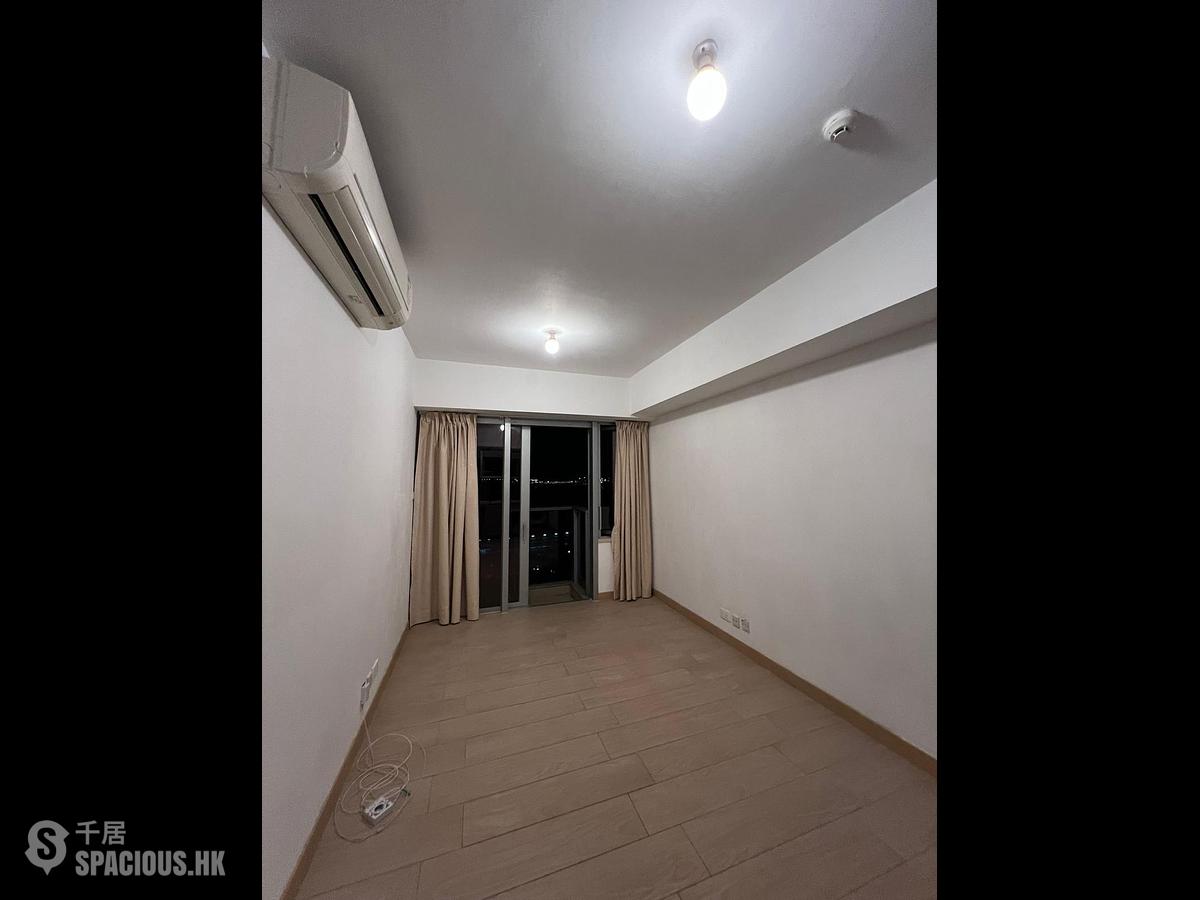 Tung Chung - Century Link Phase 1 Tower 6A 01