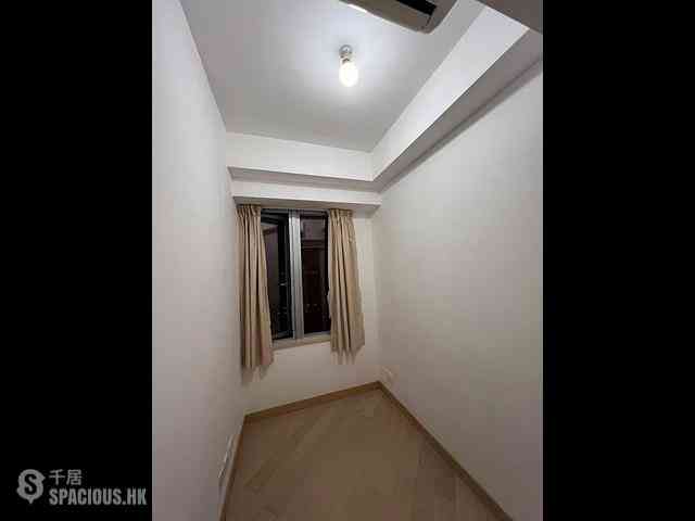 Tung Chung - Century Link Phase 1 Tower 6A 02