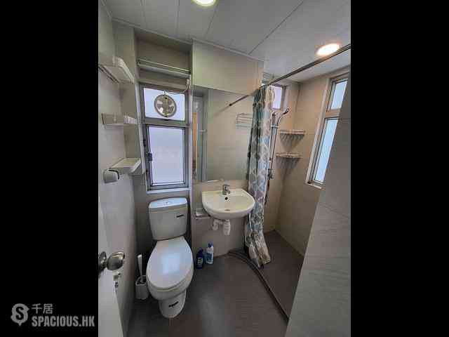 Sai Ying Pun - 75, First Street 08