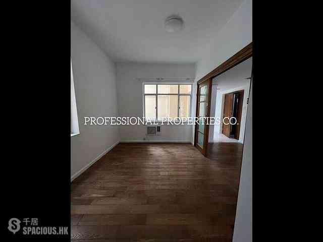 Mid Levels Central - Donnell Court 06