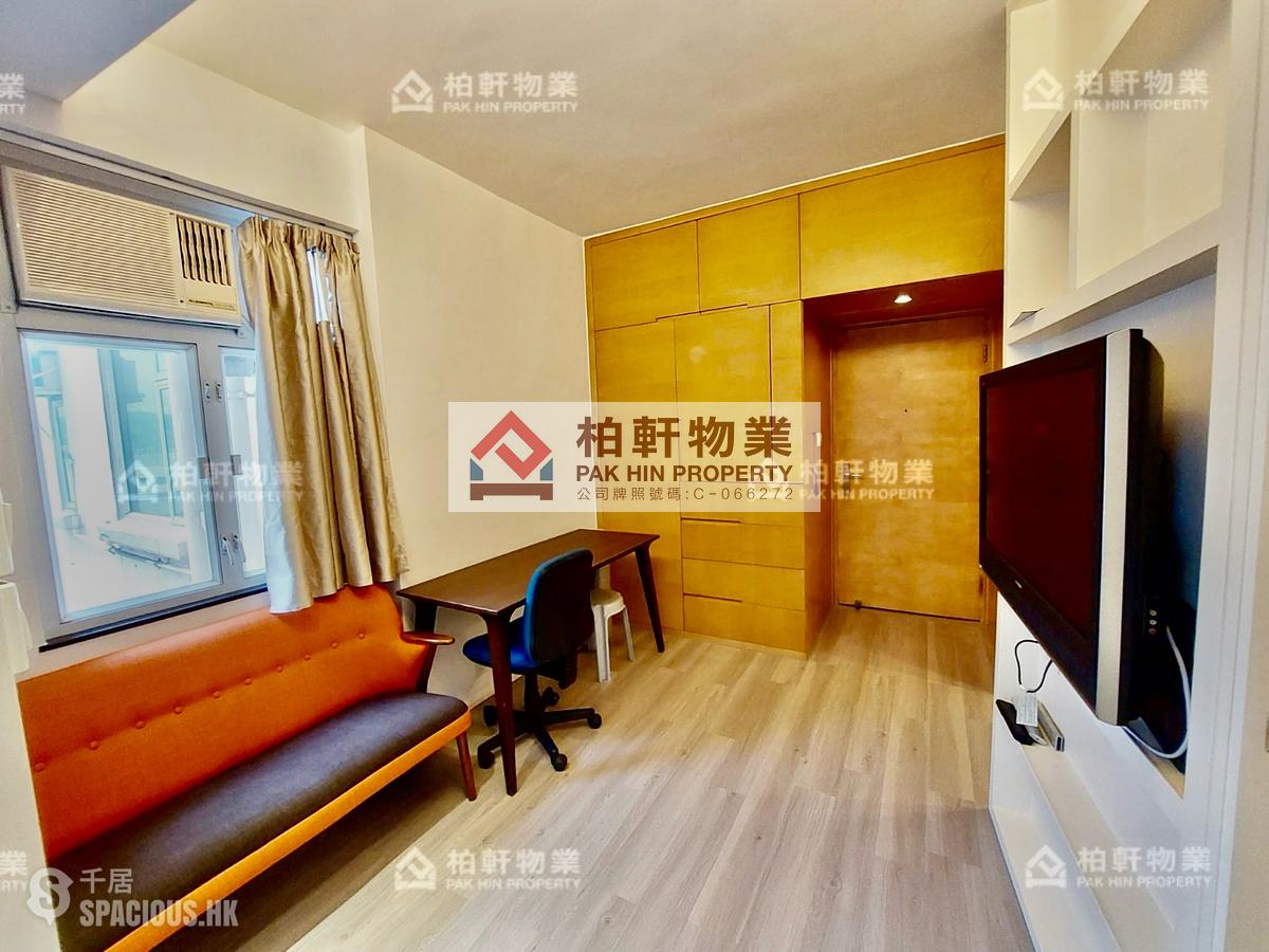 Quarry Bay - Riviera Mansion 01