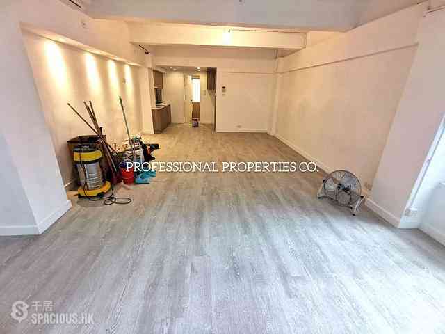 Wan Chai - 23, Queen's Road East 04