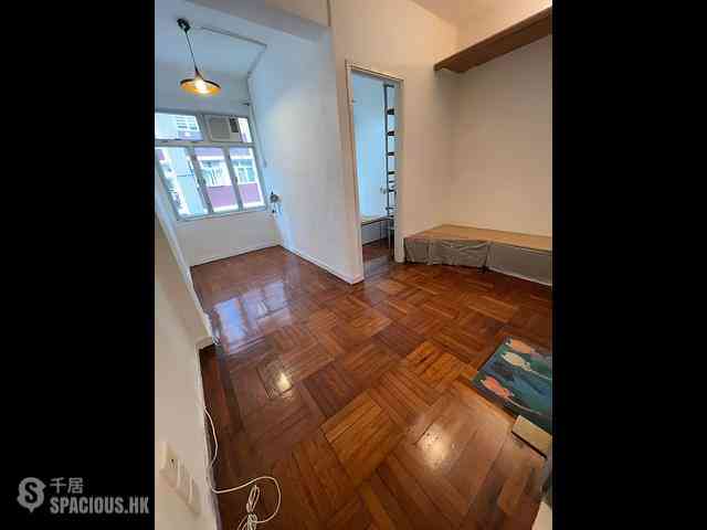 Sai Ying Pun - Kam Lun Mansion 01