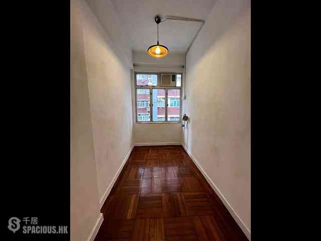 Sai Ying Pun - Kam Lun Mansion 07