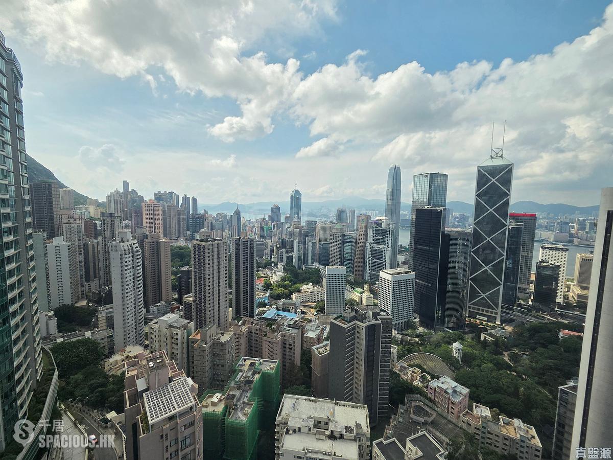 Mid Levels Central - Fairlane Tower 01