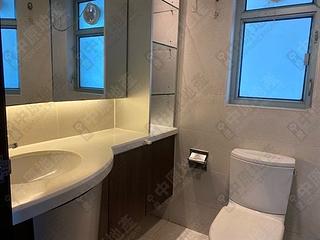 Mid Levels Central - Birchwood Place 05