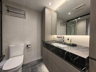Mid Levels Central - Hillsborough Court 02
