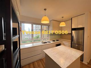 Mid Levels Central - Ying Fai Court 05