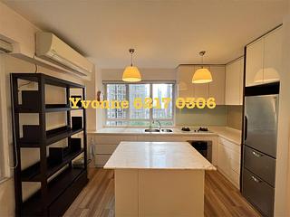 Mid Levels Central - Ying Fai Court 07