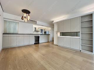 Mid Levels Central - Robinson Place 04