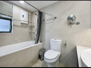 Mid Levels Central - Robinson Place 47