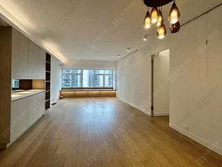 Mid Levels Central - Robinson Place 17