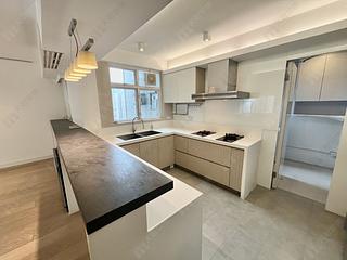 Mid Levels Central - Robinson Place 29