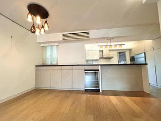 Mid Levels Central - Robinson Place 03