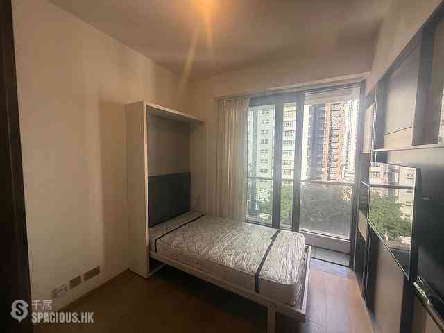 Sai Ying Pun - 15 Western Street 01