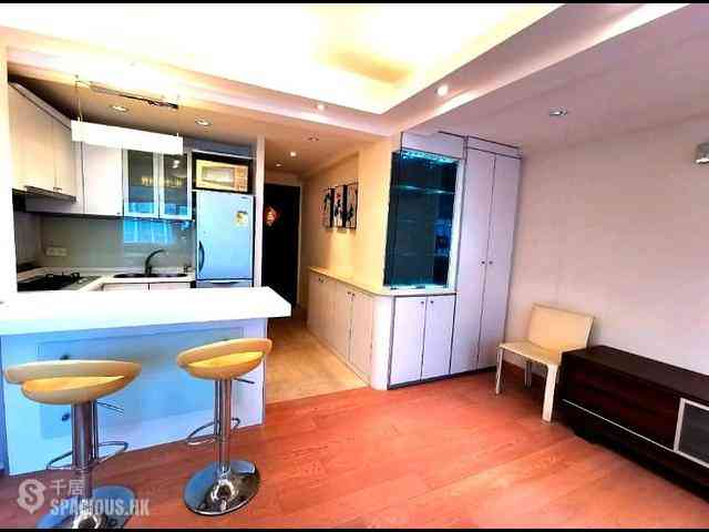 Tin Hau - Kiu Hing Mansion 01
