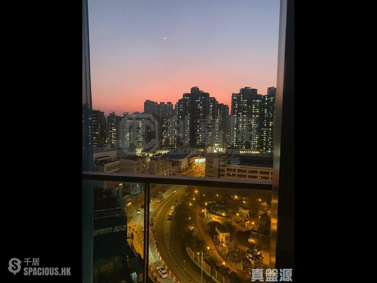 Tseung Kwan O - Savannah Block 3C 01