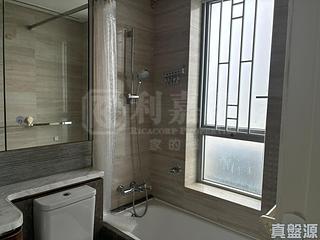 Tseung Kwan O - Savannah Block 3C 02