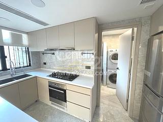 Mid Levels Central - Robinson Place 17