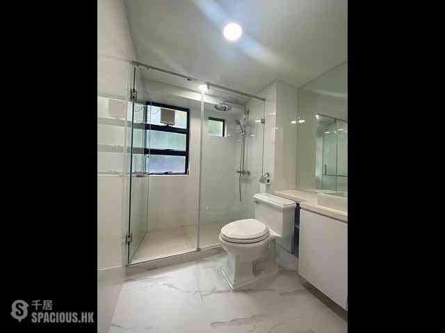 Jardines Lookout - Cavendish Heights Block 8 03