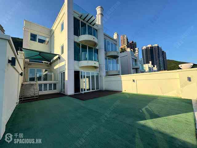 Stanley - Rosecliff 01