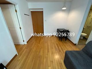 Sheung Wan - Queen's Terrace 02