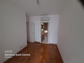 Soho - Centrestage Block 2 03
