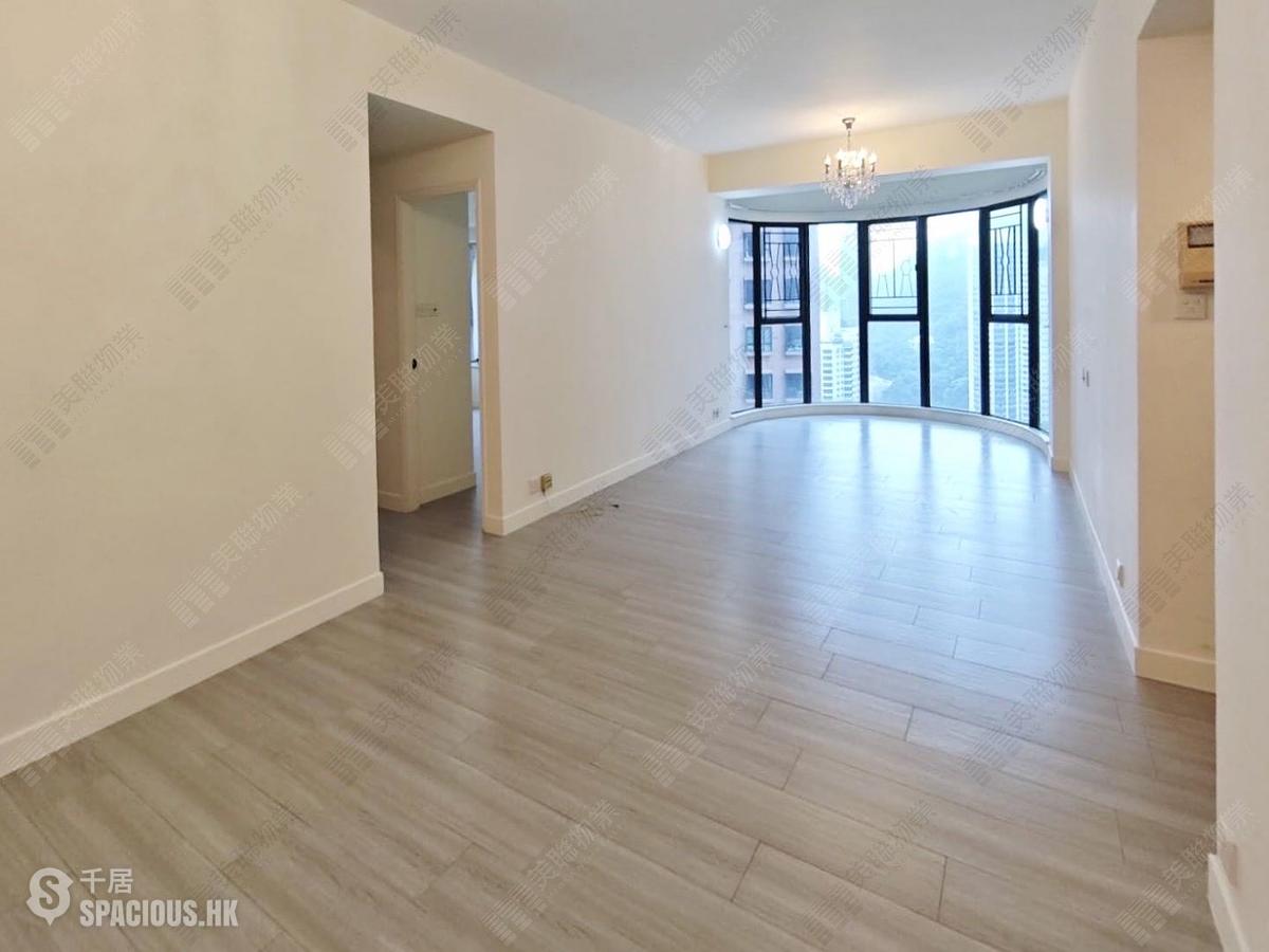 Mid Levels Central - Hillsborough Court Block 1 01