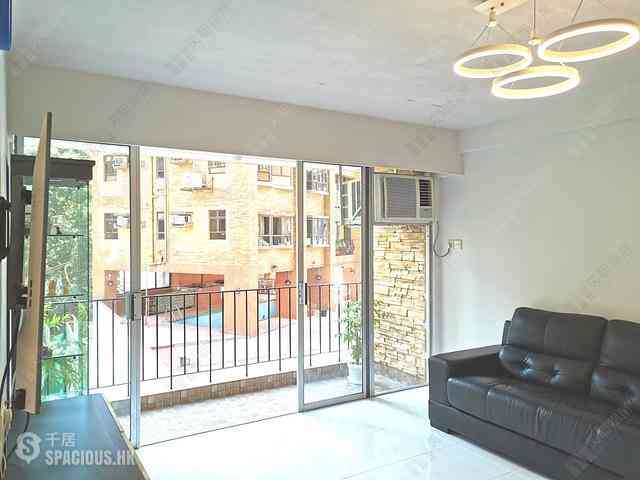 Wan Chai - Phoenix Court Block 1 02