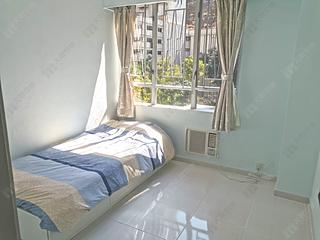 Wan Chai - Phoenix Court Block 1 06