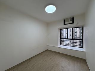 Mid Levels Central - Blessings Garden Phase I 08