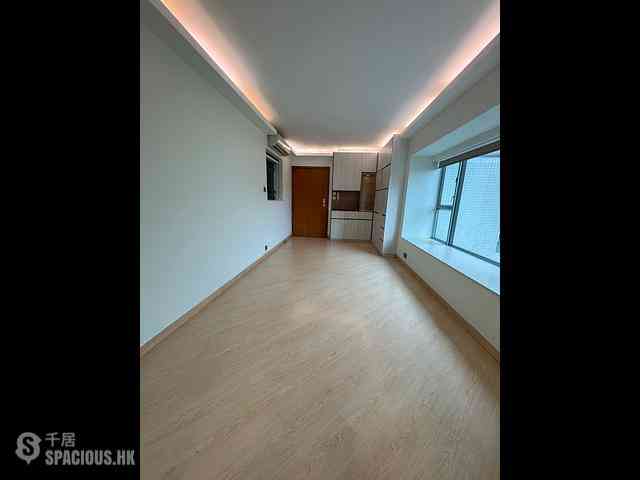Tung Chung - Seaview Crescent Block 3 03