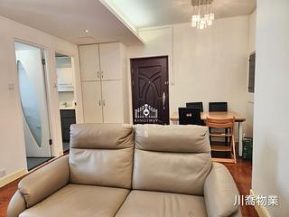 Mid Levels Central - Kings Court 04