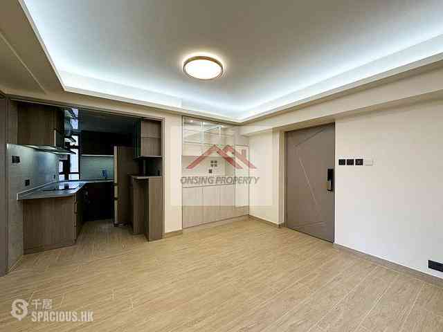 Soho - Corona Tower 01